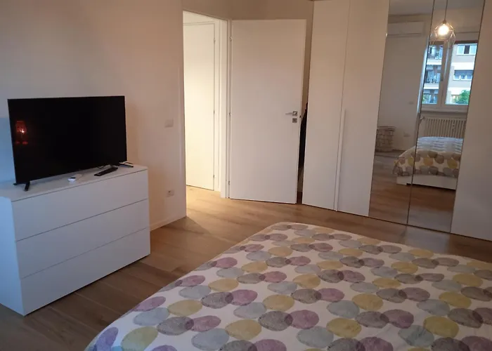 L' Interno 22 *